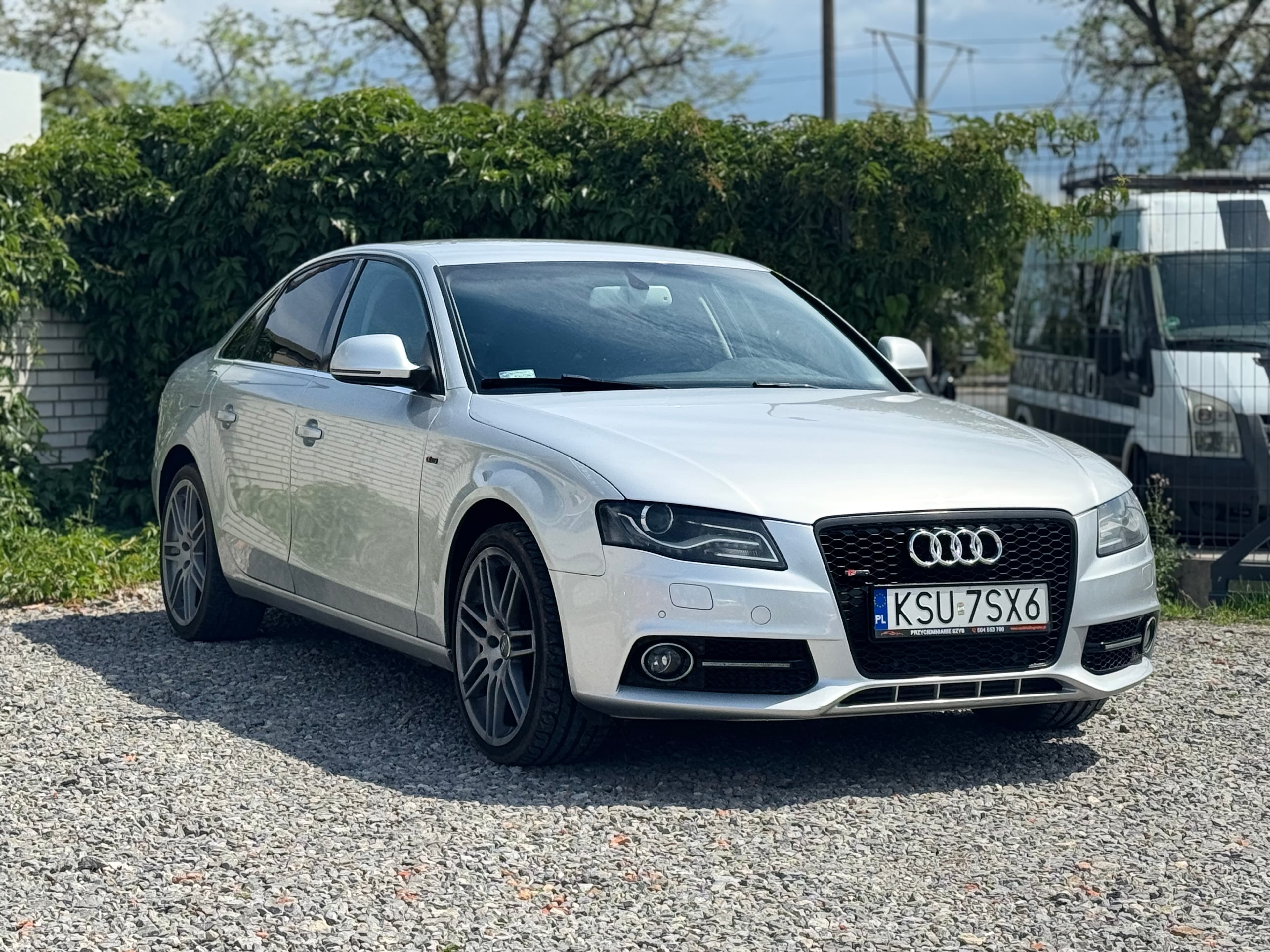 AUDI A4 — widok samochodu