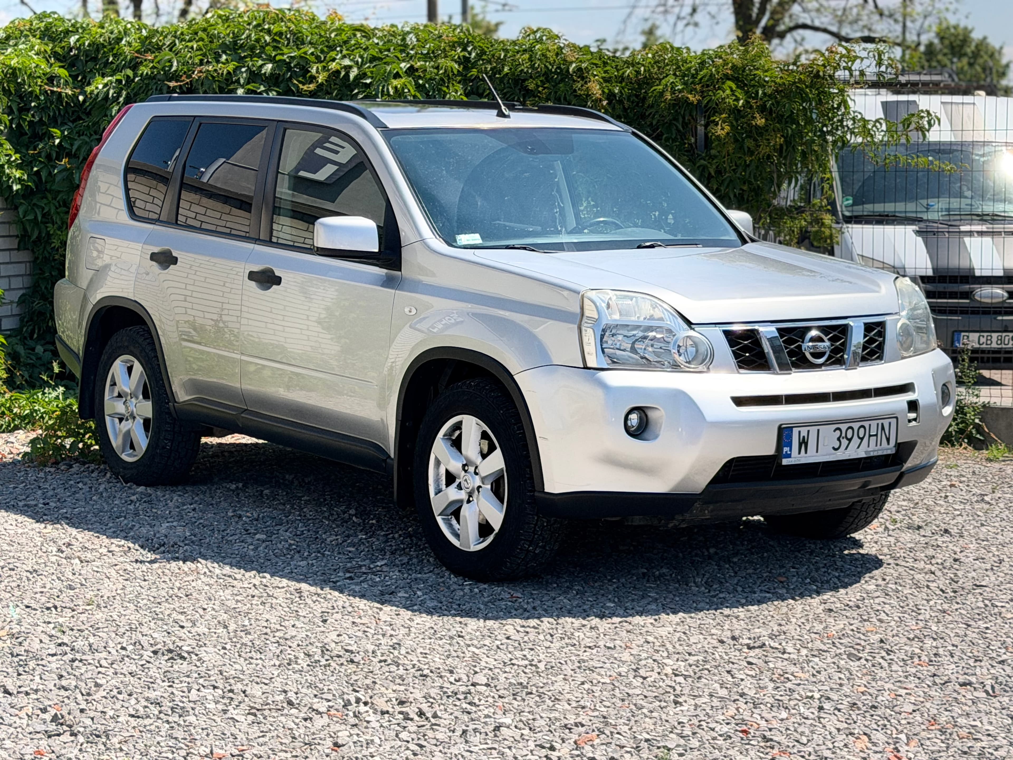 NISSAN X-TRAIL — widok samochodu