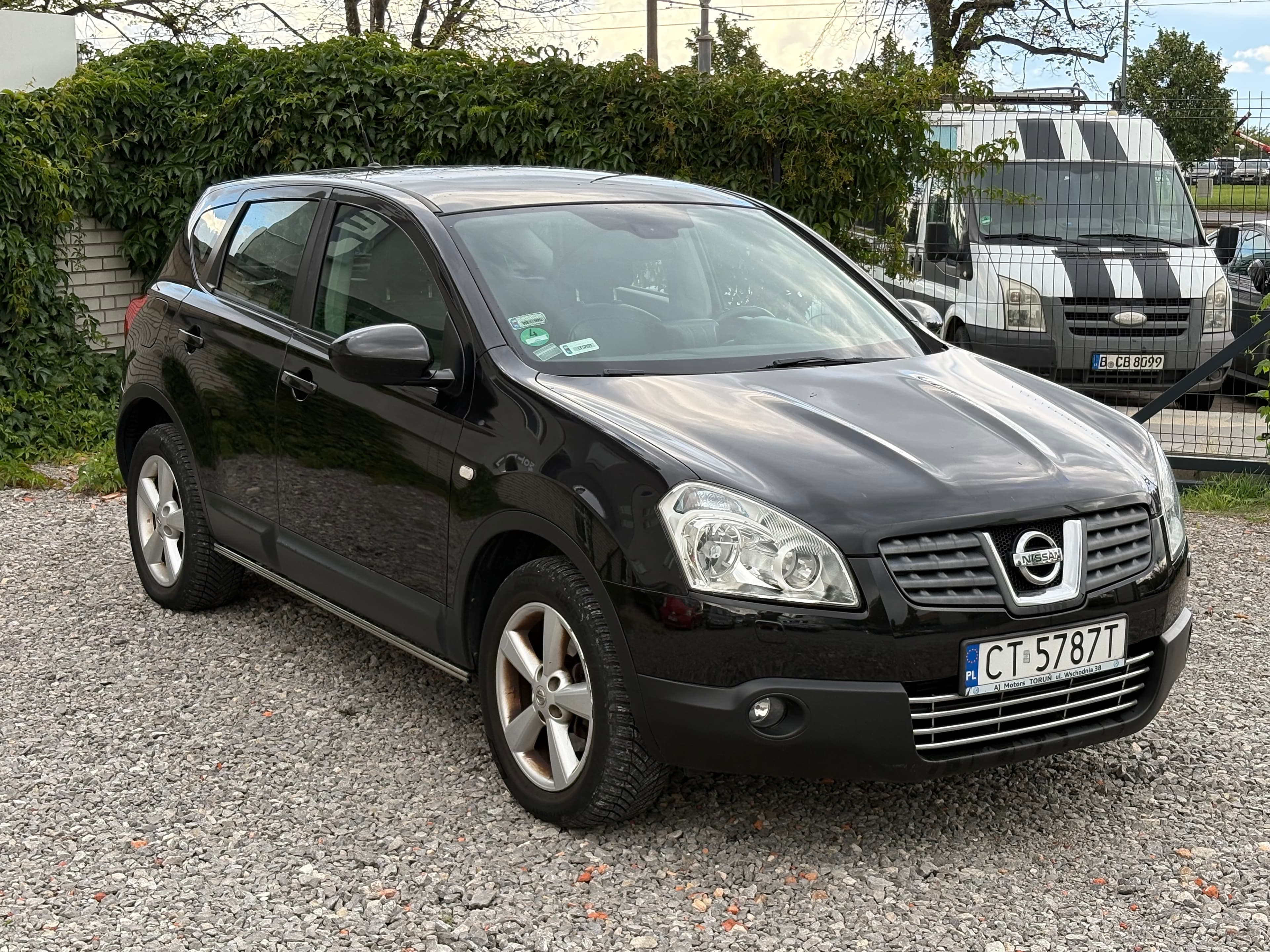 NISSAN QUASHQAI — widok samochodu