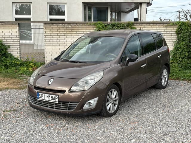 RENAULT GRAND SCENIC — widok samochodu